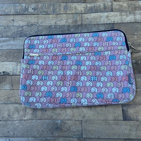 CoolBELL Other - CoolBell Elephant Laptop Bag with Zipper Pocket and Zipper Closure for Sleeve